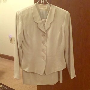 Dana Buchman silk suit